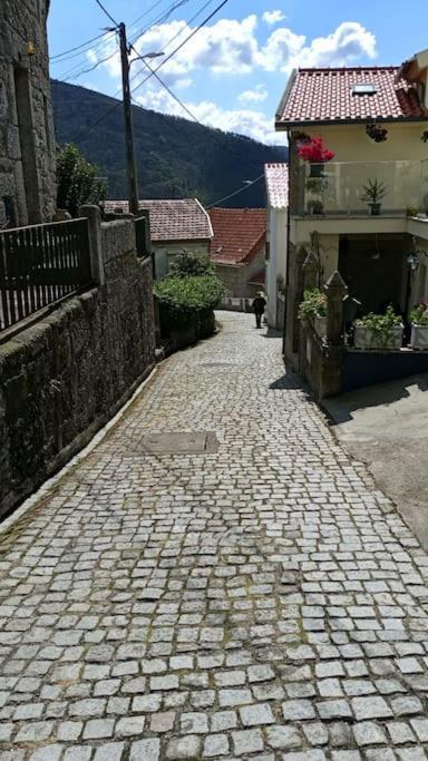 Casa do Pelourinho - T1 Loriga Exterior foto